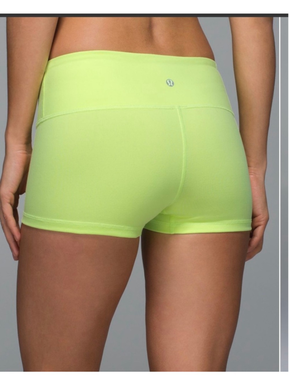 Women's Lululemon Athletic Shorts Size 4 Lime Green - Picture 2 of 11